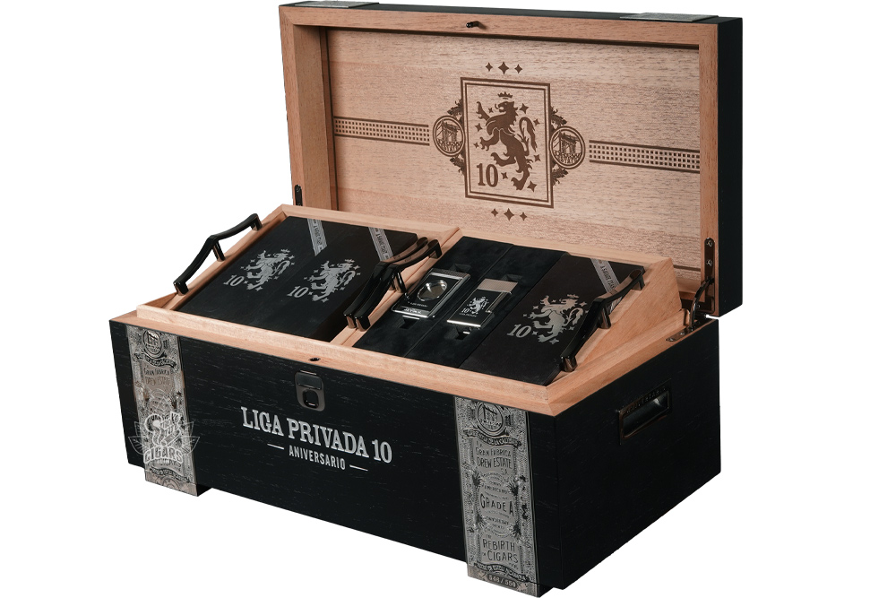 Liga Privada 10 Aniversario S.T. Dupont Collection Humidor Box + FREE 20 Savage Feast Cigars